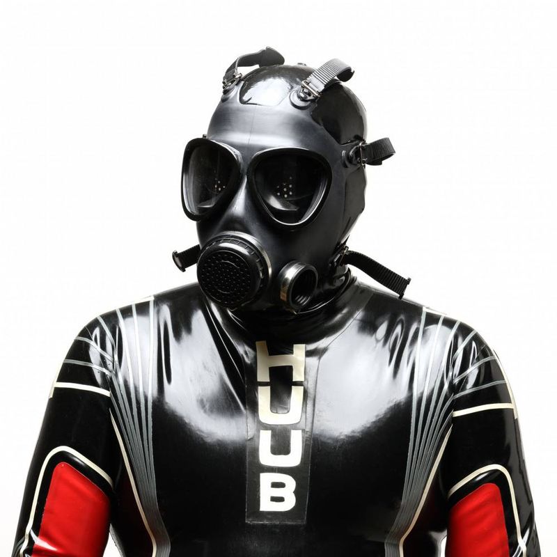 Military Adjustable Strap Rubber Gas Mask in Black Masks