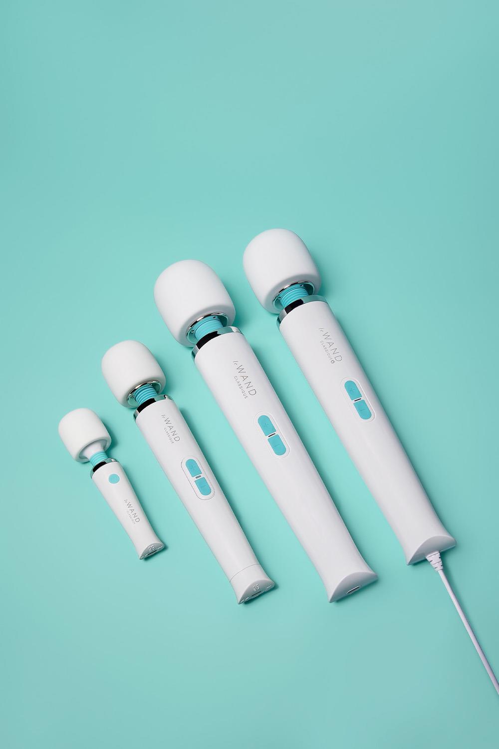 Le Wand Classique Petite (Cordless) – Powerful Portable Wand Massager > Sex Toys > Massage Wands