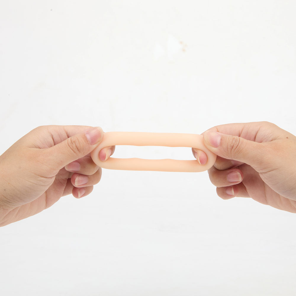 Maia Gunner (Vanilla) – Stretchy Liquid Silicone Cock Ring COCK RINGS