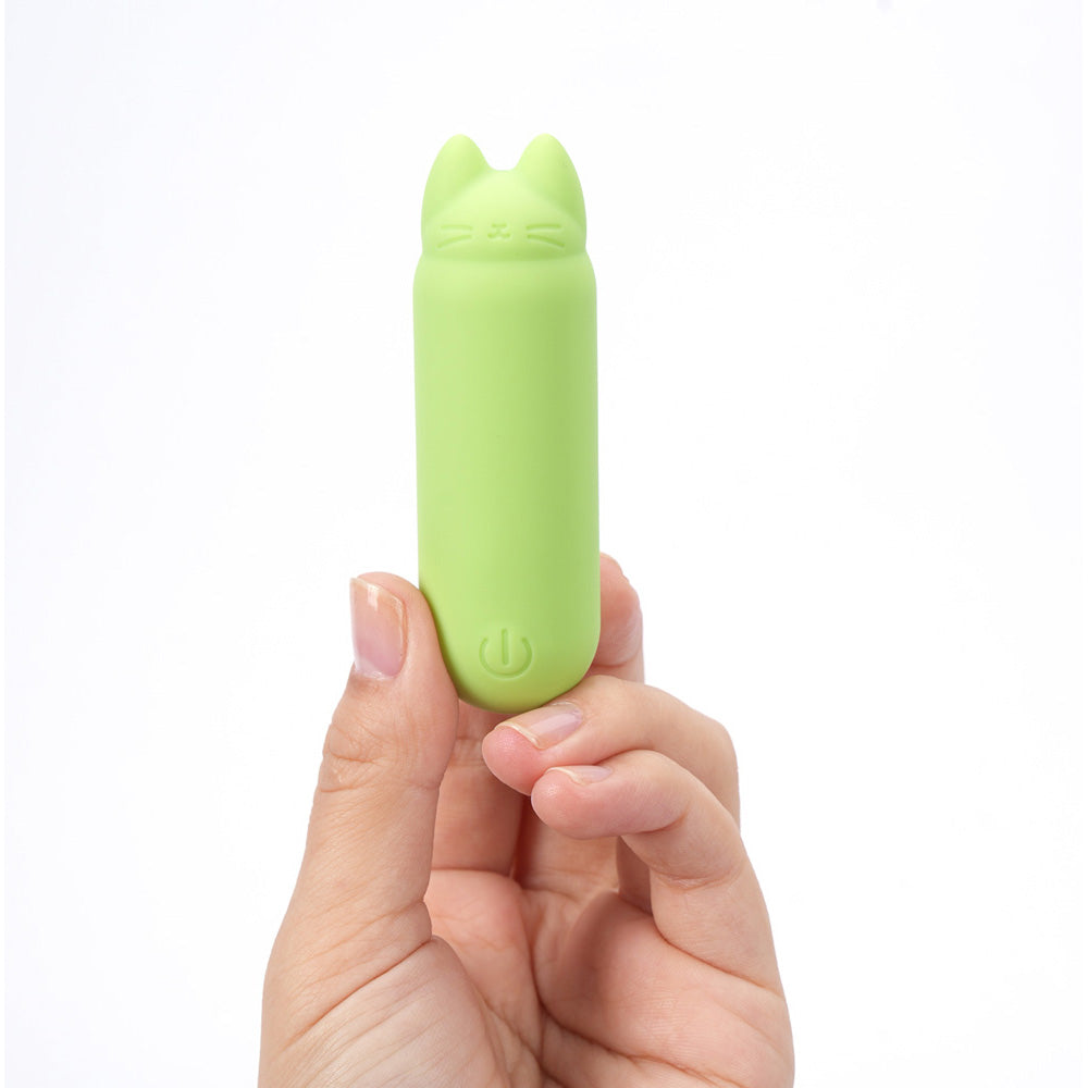 Maia Allie – Waterproof 7.6 cm USB Rechargeable Vibrating Bullet Secondary image