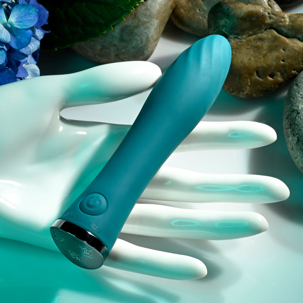 Ultra Wave Petite Vibrator with Swirling Textures and Patterns > Vibrators > Standard Vibrators