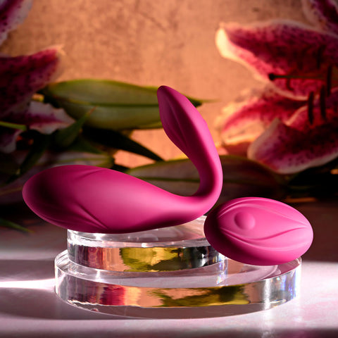 Evolved Cherry Pose 16.1 cm USB Rechargeable Flexible and Posable Vibrator with Remote Couples Toys