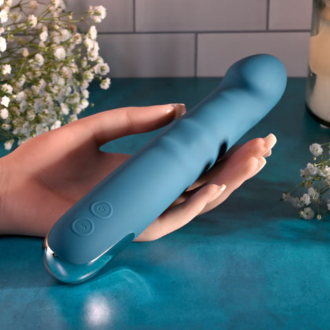 Evolved QUEEN OF ALL TRADES 22.6 cm USB Rechargeable Vibrator Vibrators