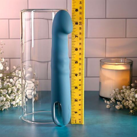 Evolved QUEEN OF ALL TRADES 22.6 cm USB Rechargeable Vibrator Vibrators