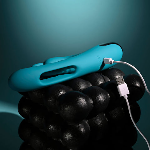 Evolved BUNNY TAPPER - 20 cm USB Rechargeable Rabbit Vibrator with Flicking Shaft > Vibrators > Ladies > Rabbit