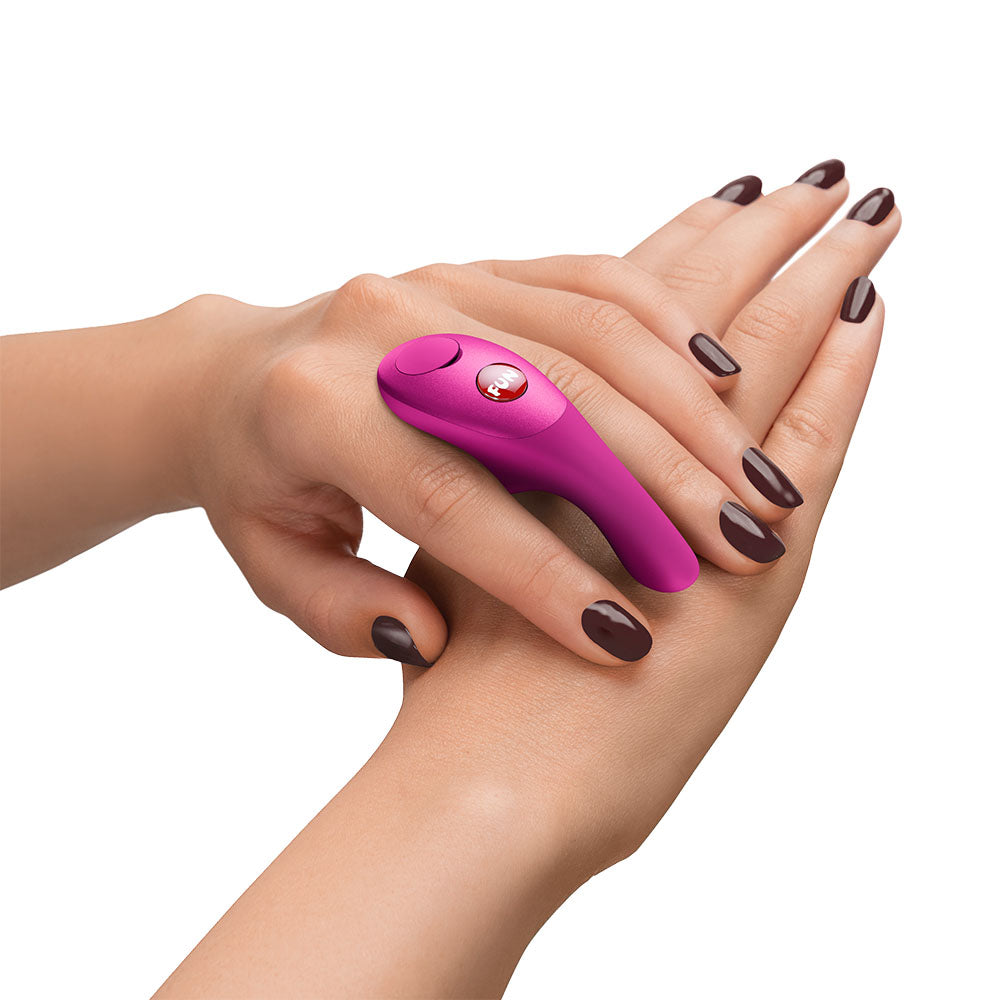 Fun Factory BE-ONE (Magenta) – USB-C Rechargeable Finger Stimulator > Vibrators > Finger Vibrators