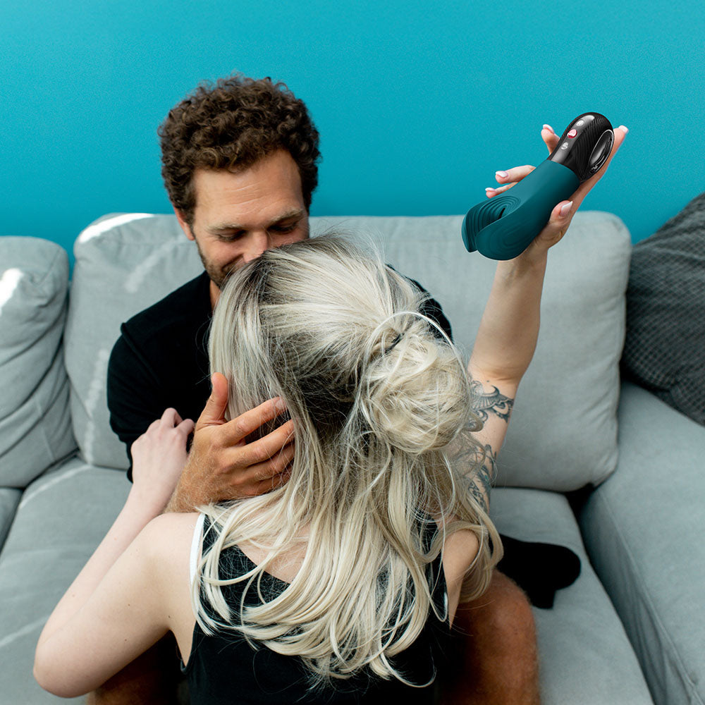 Manta Vibrating Masturbator (Bottle Green) – Powerful Vibrations Masturbator > Sex Toys > Couples Toys