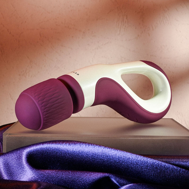 Gender X HANDLE IT - White Massager Wand 19cm Secondary image