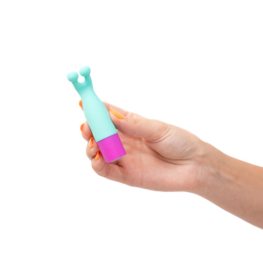 Maia MACI - Light 8.9 cm USB Rechargeable Bullet BULLETS & EGGS
