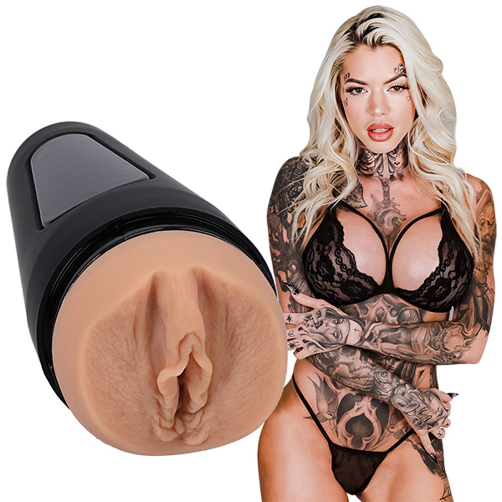 Chantal Danielle Main Squeeze – Handcrafted Lifelike Warm Ultraskyn Stroker > Sex Toys For Men > Masturbators > Pornstar Main image