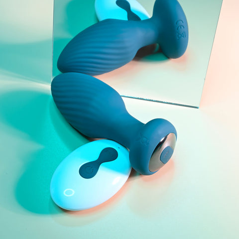 Playboy Pleasure SPINNING TAIL TEASER Remote Butt Plug Butt Plugs - Vibrating