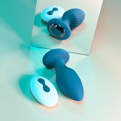 Playboy Pleasure SPINNING TAIL TEASER Remote Butt Plug Butt Plugs - Vibrating