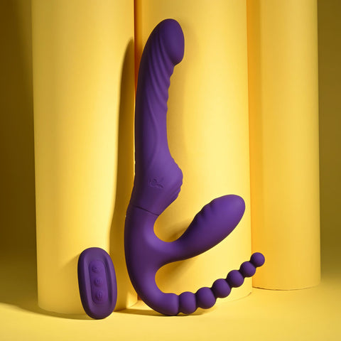 Playboy Pleasure Hug It Out – 29 cm USB Rechargeable Strapless Strap-On > Dildos > Strapless Strap Ons