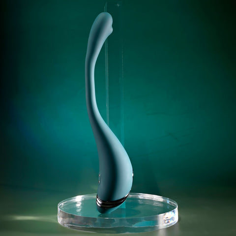 Playboy Pleasure PINPOINT PERFECTION 19.3 cm Rechargeable Vibrator VIBRATORS