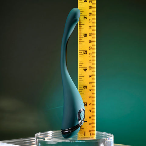Playboy Pleasure PINPOINT PERFECTION 19.3 cm Rechargeable Vibrator VIBRATORS