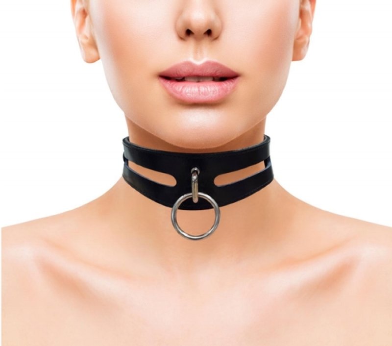ROUGE Leather Fashion Collar Black With 40cm Ring Default Title > Bondage Gear > Collars & Leashes