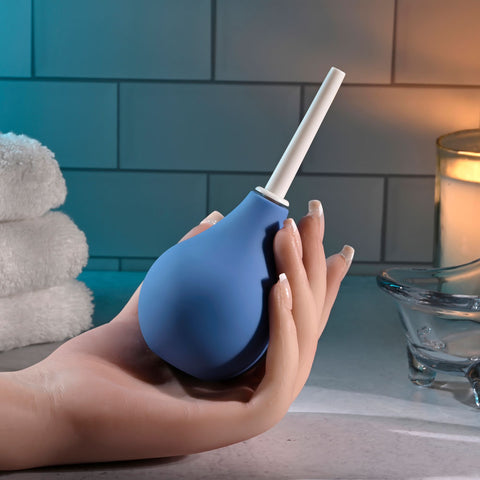 Selopa SQUEAKY CLEAN - Unisex Douche for Gentle Hygiene Douches