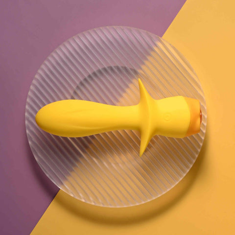 Selopa Mellow Vibrating Plug 13.5cm Waterproof Design Yellow Butt Plugs - Vibrating