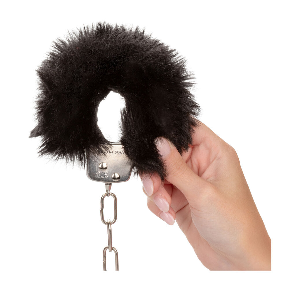 Ultra Fluffy Black Furry Bondage Cuffs For Couples Play > Bondage Gear > Handcuffs